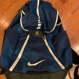 Nike Elite Bag
